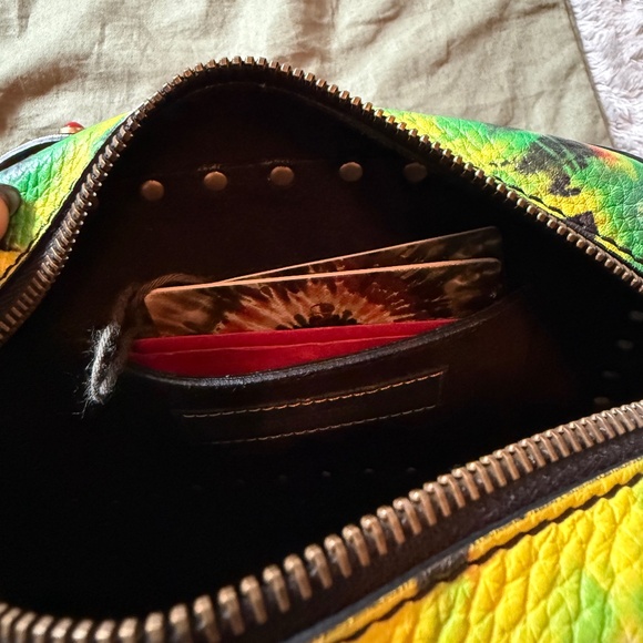 authentic Valentino crossbody - Picture 15 of 15